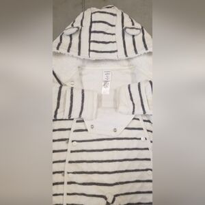 Nordstrom Striped Kids One Piece - White and Black